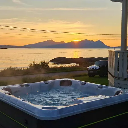 Blabergan Casa de Férias Nord-Lenangen