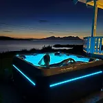 Дом отдыха Blabergan In The Lyngen Alps